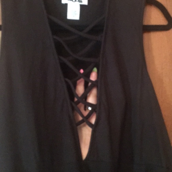 Black crisscross bodysuit - Picture 2 of 2